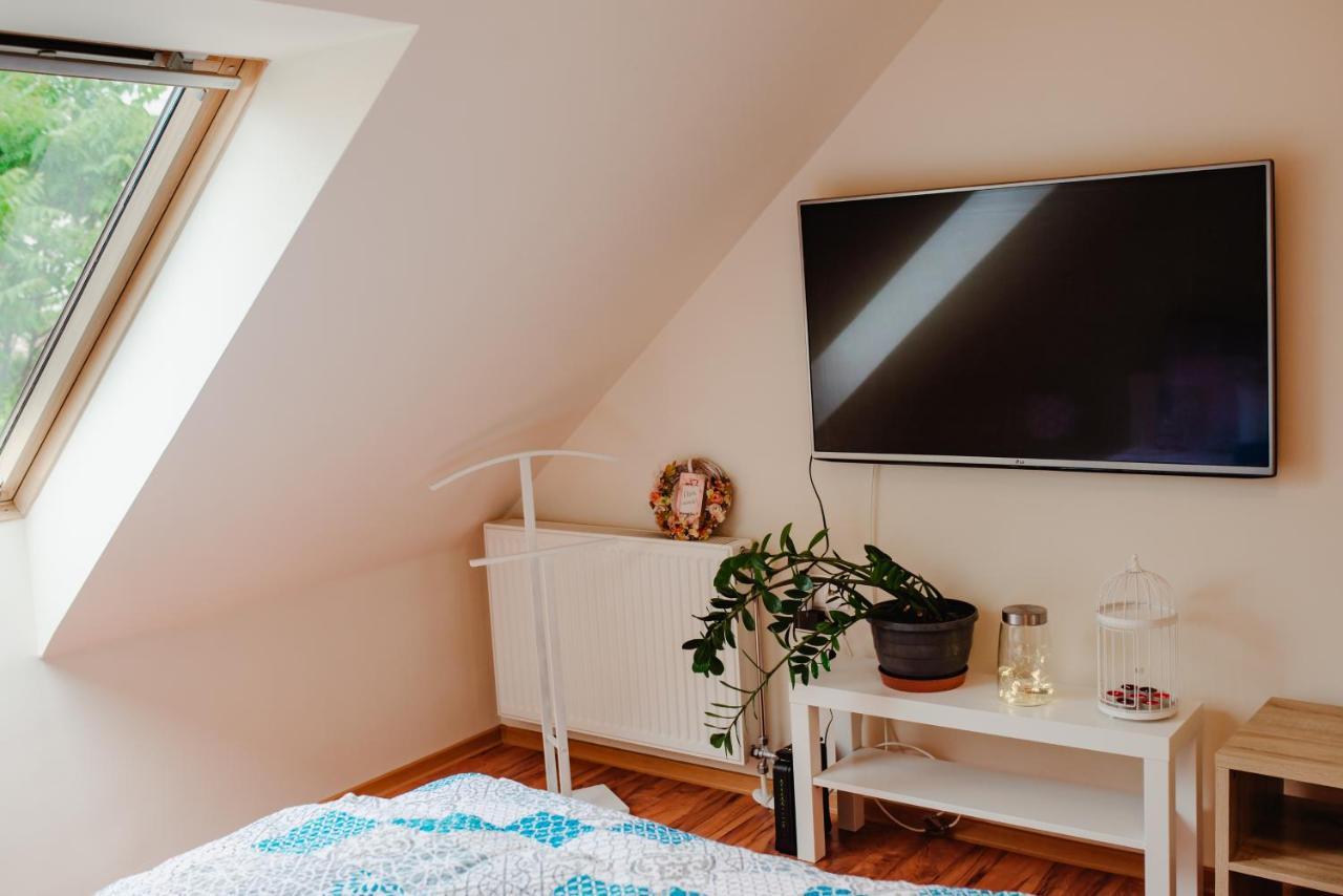 Kamilla Apartman Mako Exterior photo